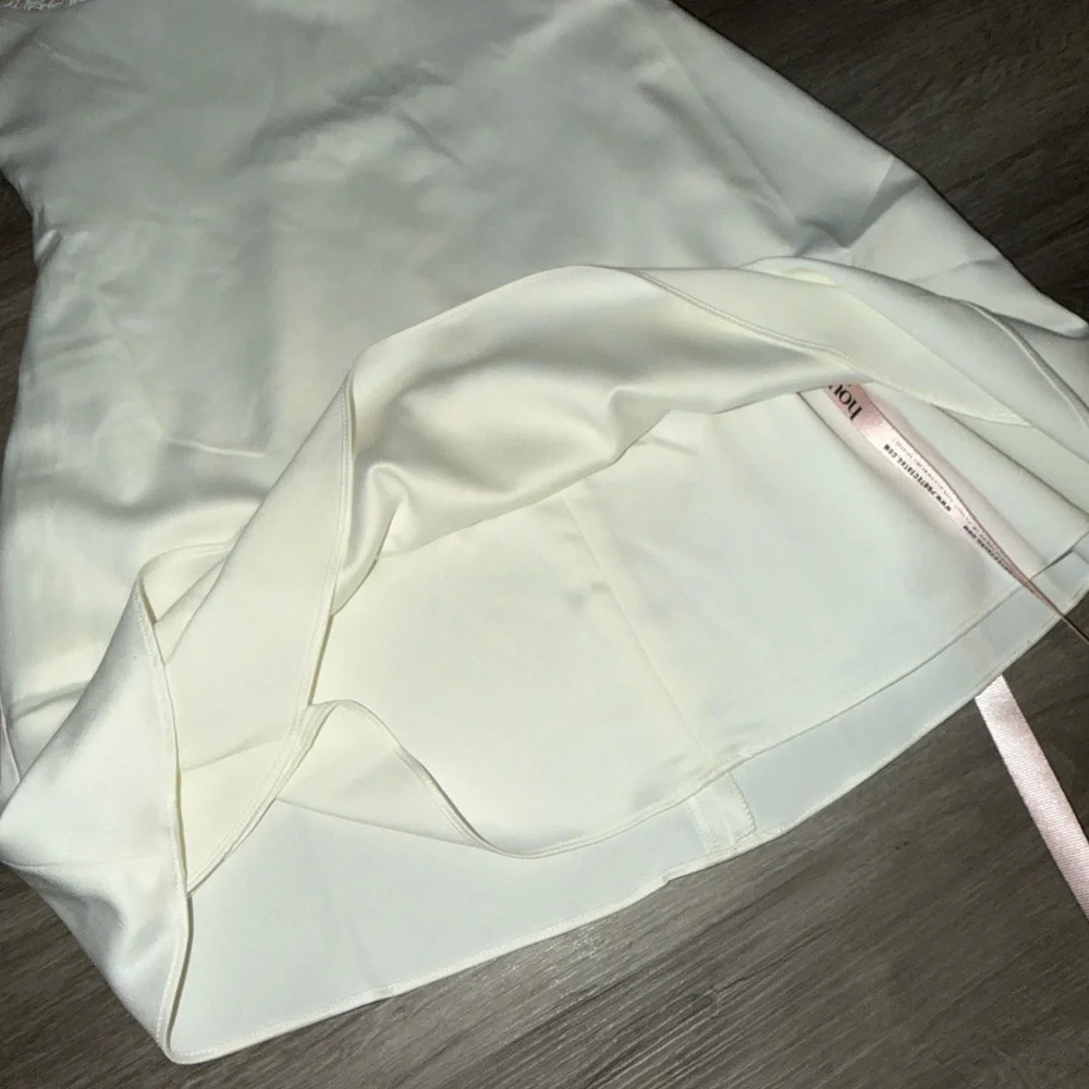 House of CB Cassandra Ivory satin and Lace mini dress - Picture 16 of 16